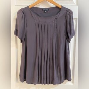 Banana Republic Silk Pleaded Blouse. Size L
